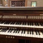 St. John's, Cuyahoga Falls organ console